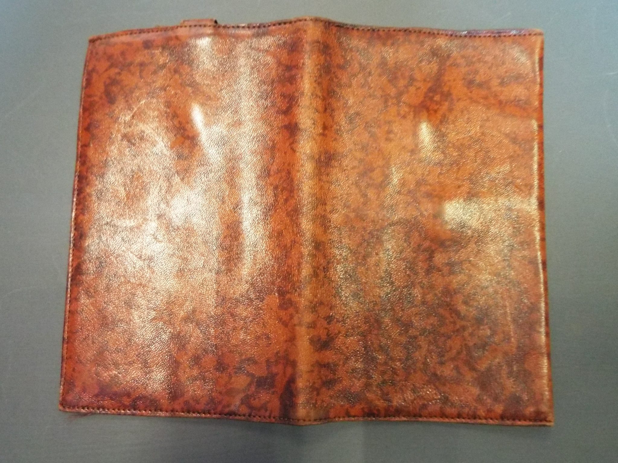 60's Folding Wallet | Genuine Leather | Mottled Brown | Pounds & Shillings - Image 2