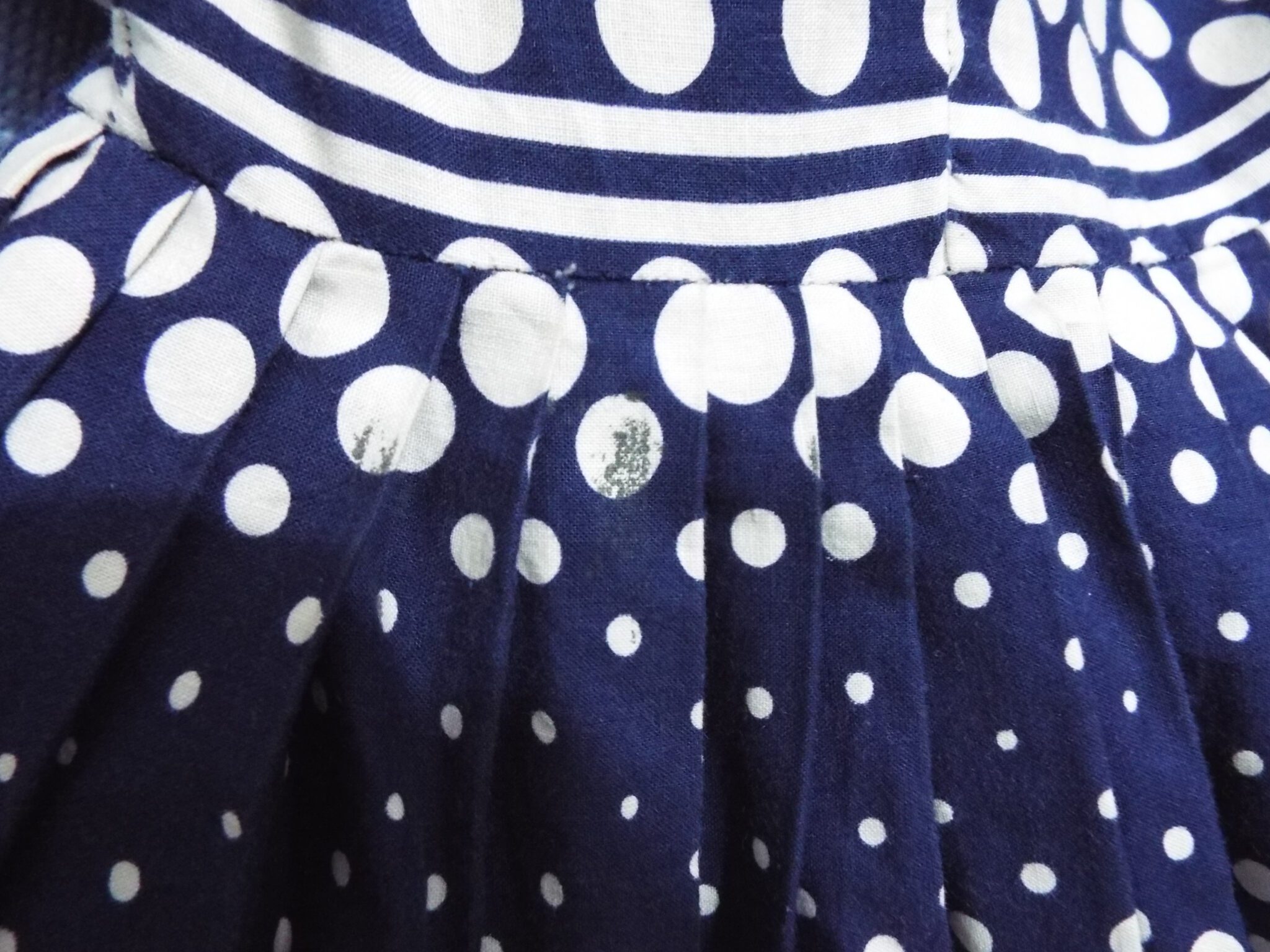 50s/60s Cotton Tea/Day Dress | 36" Chest | Blue & White Spot & Stripe Pattern - Image 3