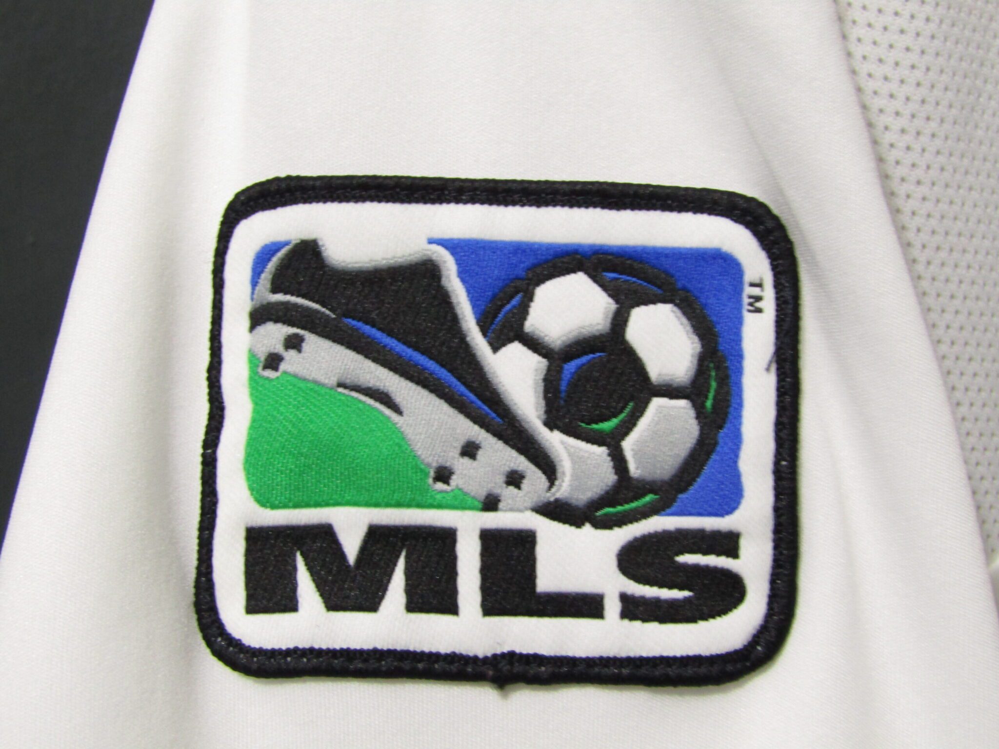 New York Red Bulls Football Shirt | Adidas | XL | White | Home 2010 - Image 7