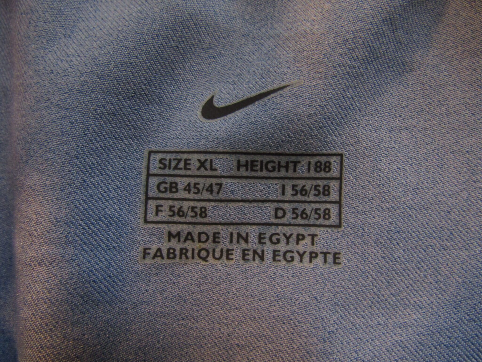 Barcelona Football Shirt | Nike | XL | Burgundy & Blue | 2003-04 Home Shirt - Image 4
