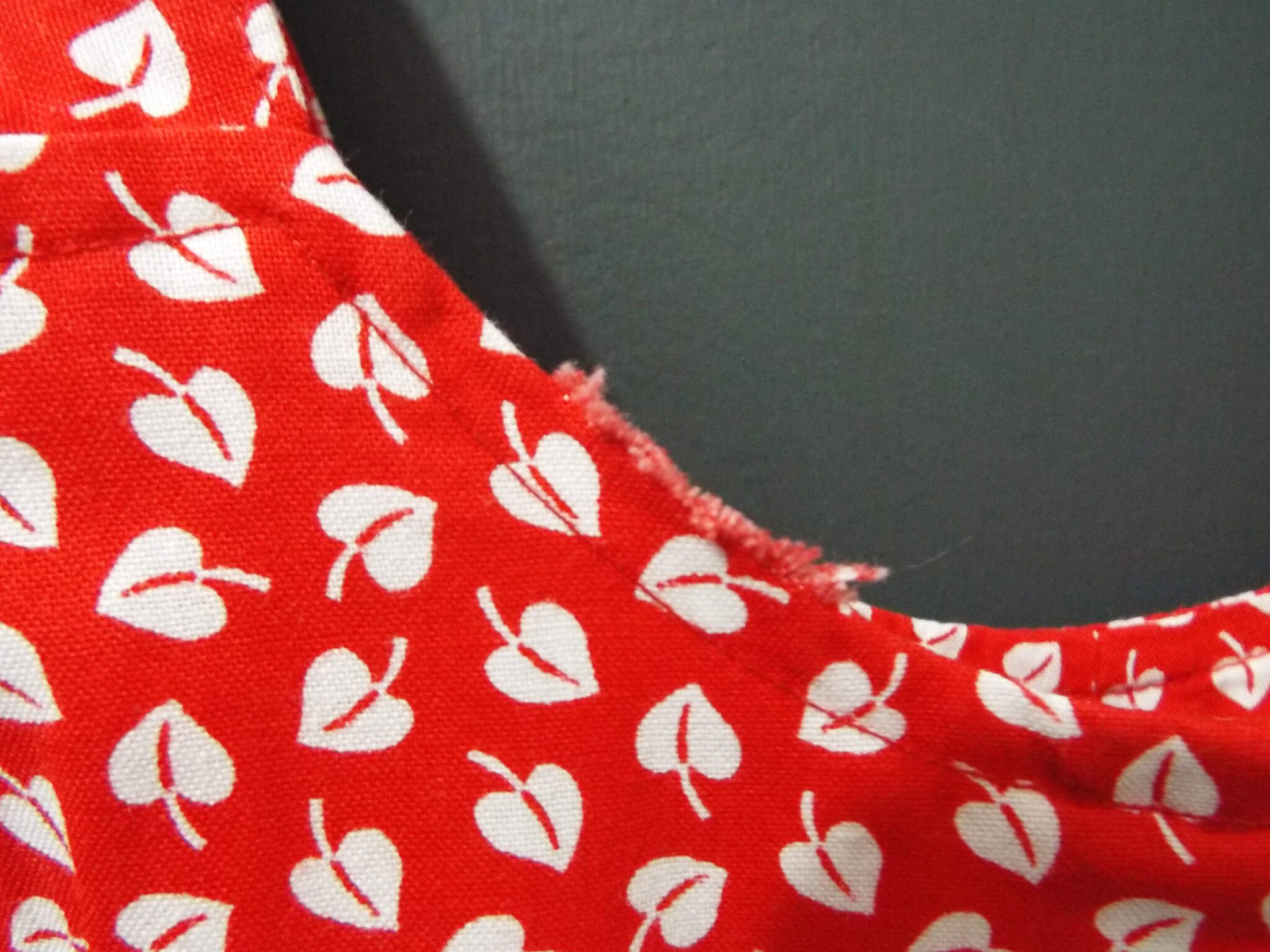 60's/70's Sun Dress | Dierig | 40 | Red & White Leaf Print - Image 4