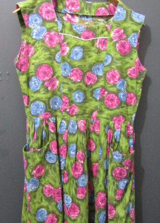 50s/60s Tea/Day Dress | 32" Waist | Floral Pattern | Handmade