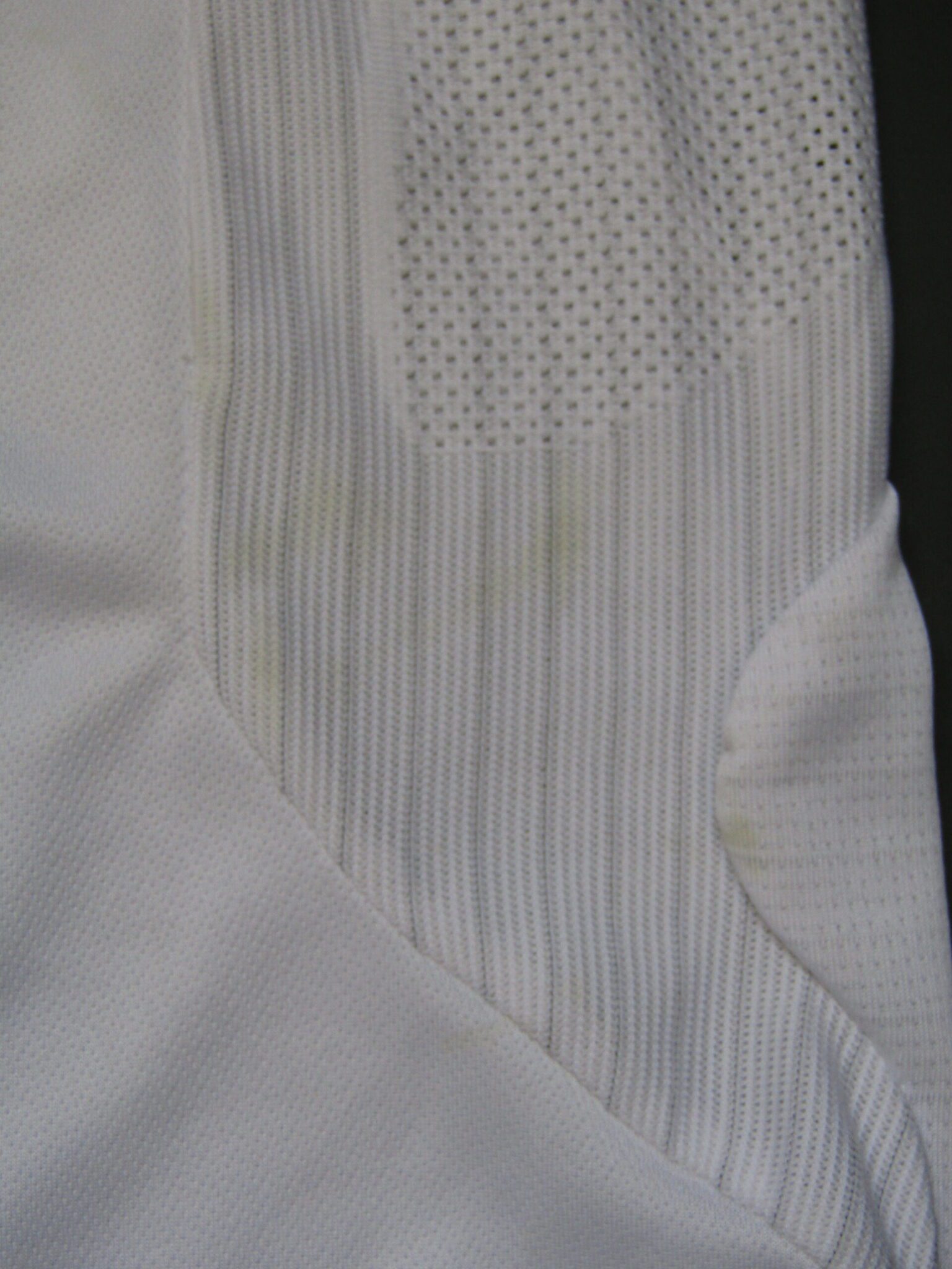 England Football Shirt | XXL | Umbro | White | Home 2005-07 | Rooney 9 - Image 7