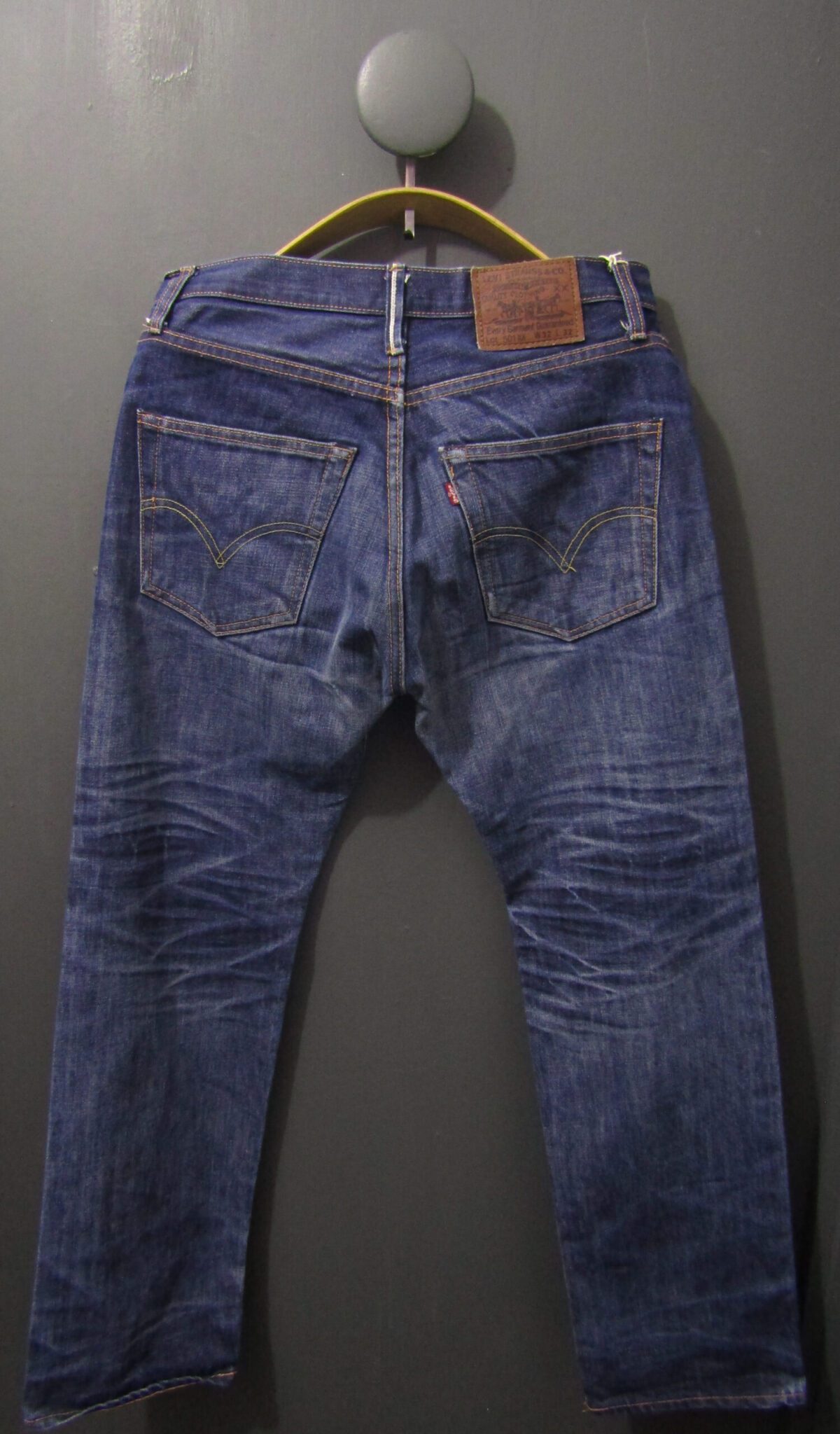 Levi's 501 XX Jeans | Big E | Selvedge | Straight Leg | W32 L32 | Mid Blue - Image 2
