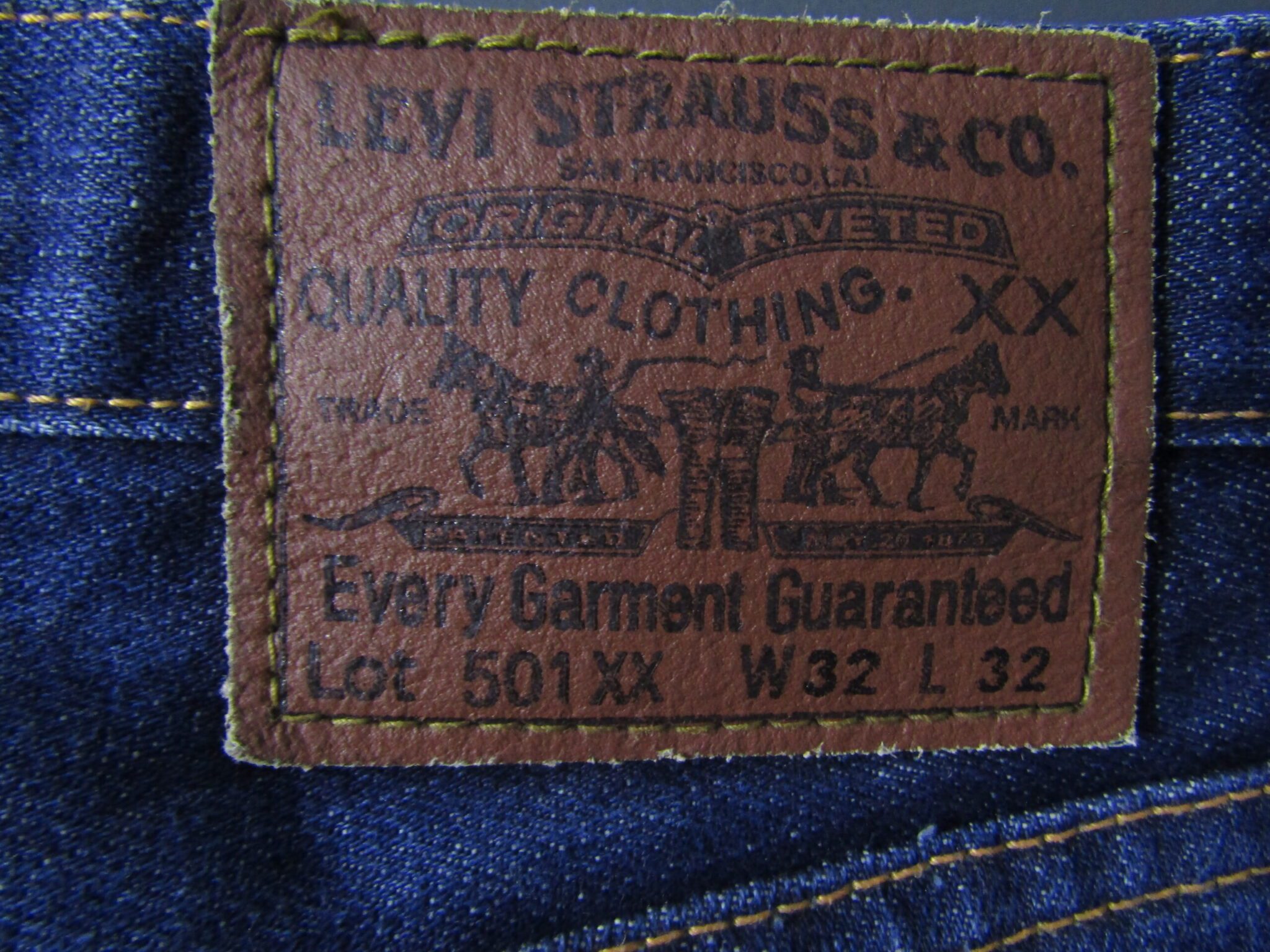 Levi's 501 XX Jeans | Big E | Selvedge | Straight Leg | W32 L32 | Mid Blue - Image 3