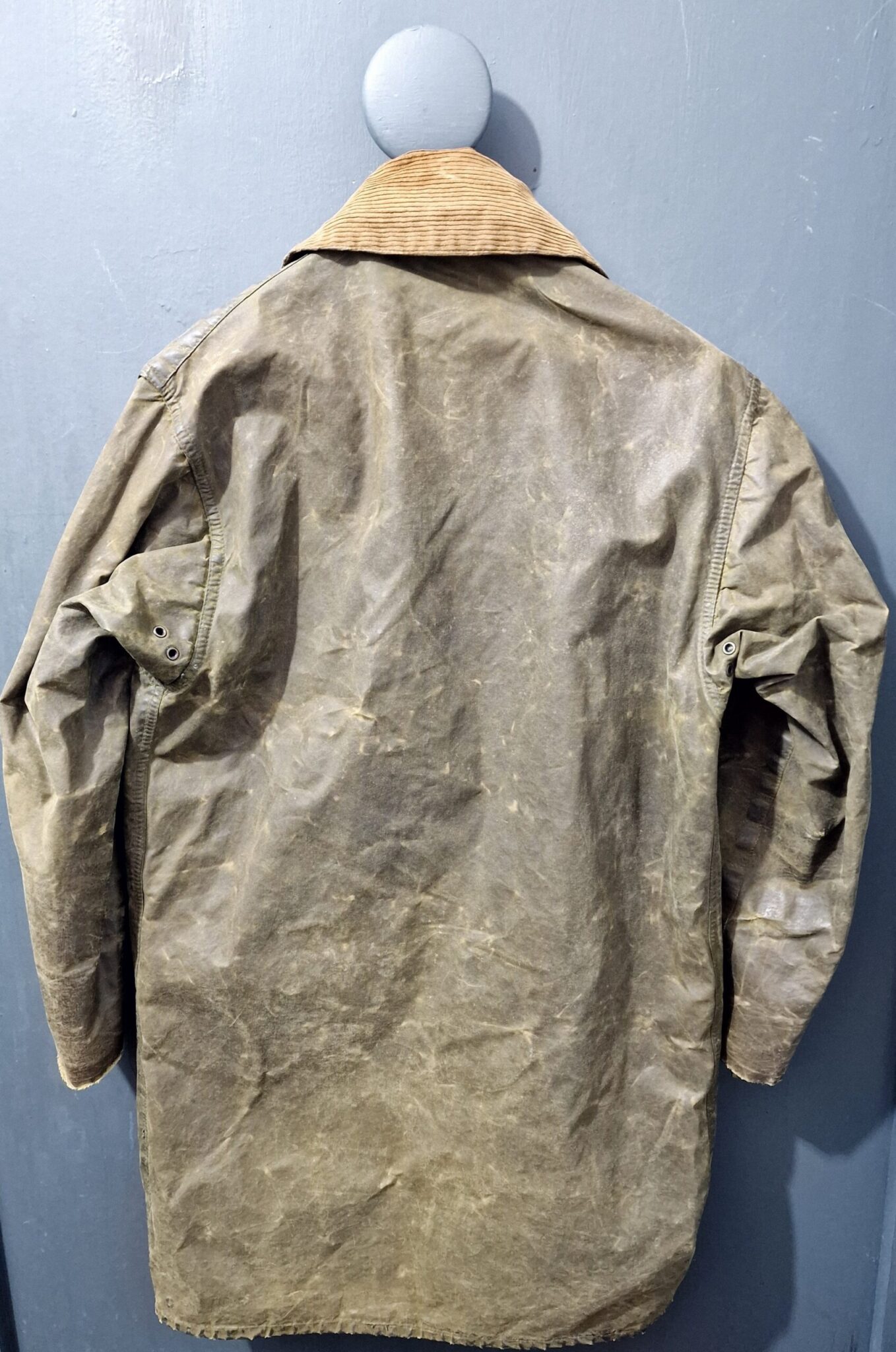 Barbour Border Jacket | 91cm/36in | Green | Wax cotton - Image 2
