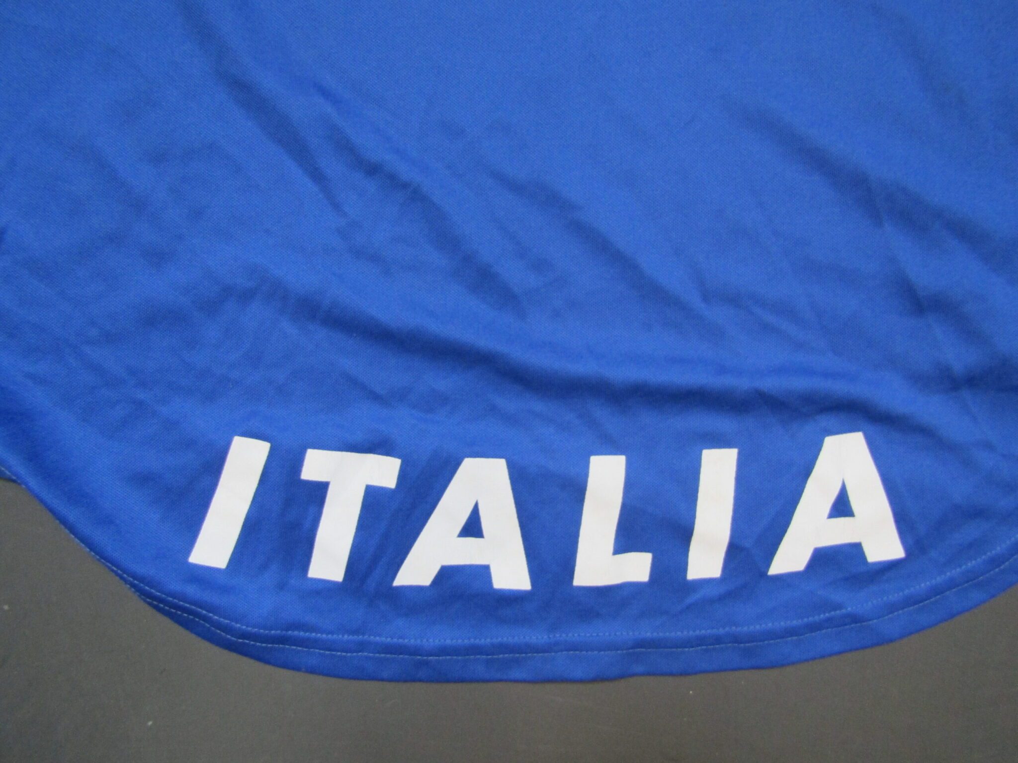 Italy Football Shirt | Nike | Large | Blue | 1996-97 Home Shirt - Image 5