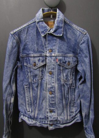 Vintage Levi's 71506 Denim Jacket | Slim Trucker | 38 L | Mid blue
