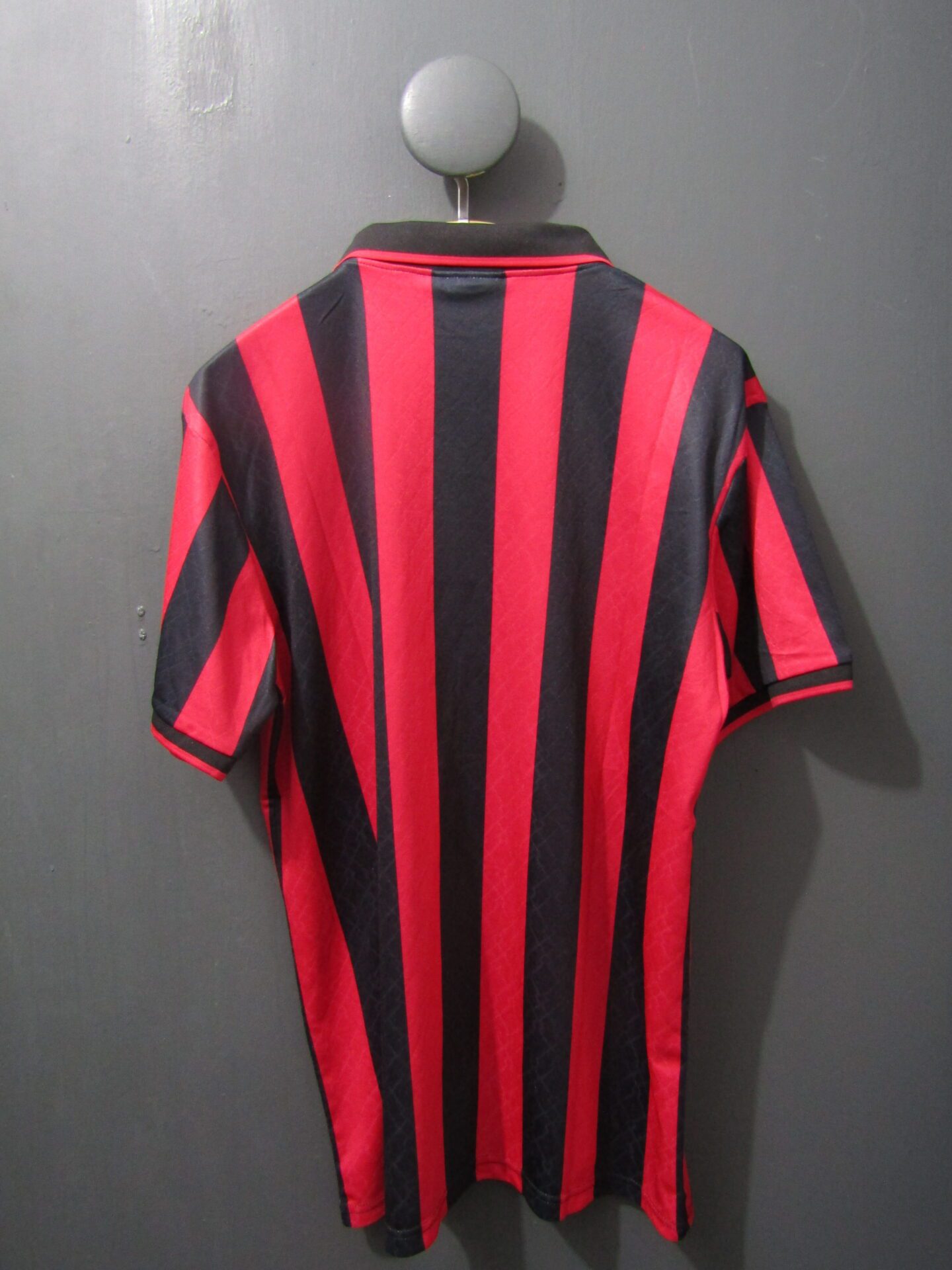 AC Milan Football Shirt | Lotto | Large | Red & Black | 1995-96 Home Shirt - Image 2