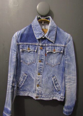 70's Levi's Denim Trucker Jacket |  Slim Fit | Small | Mid Blue
