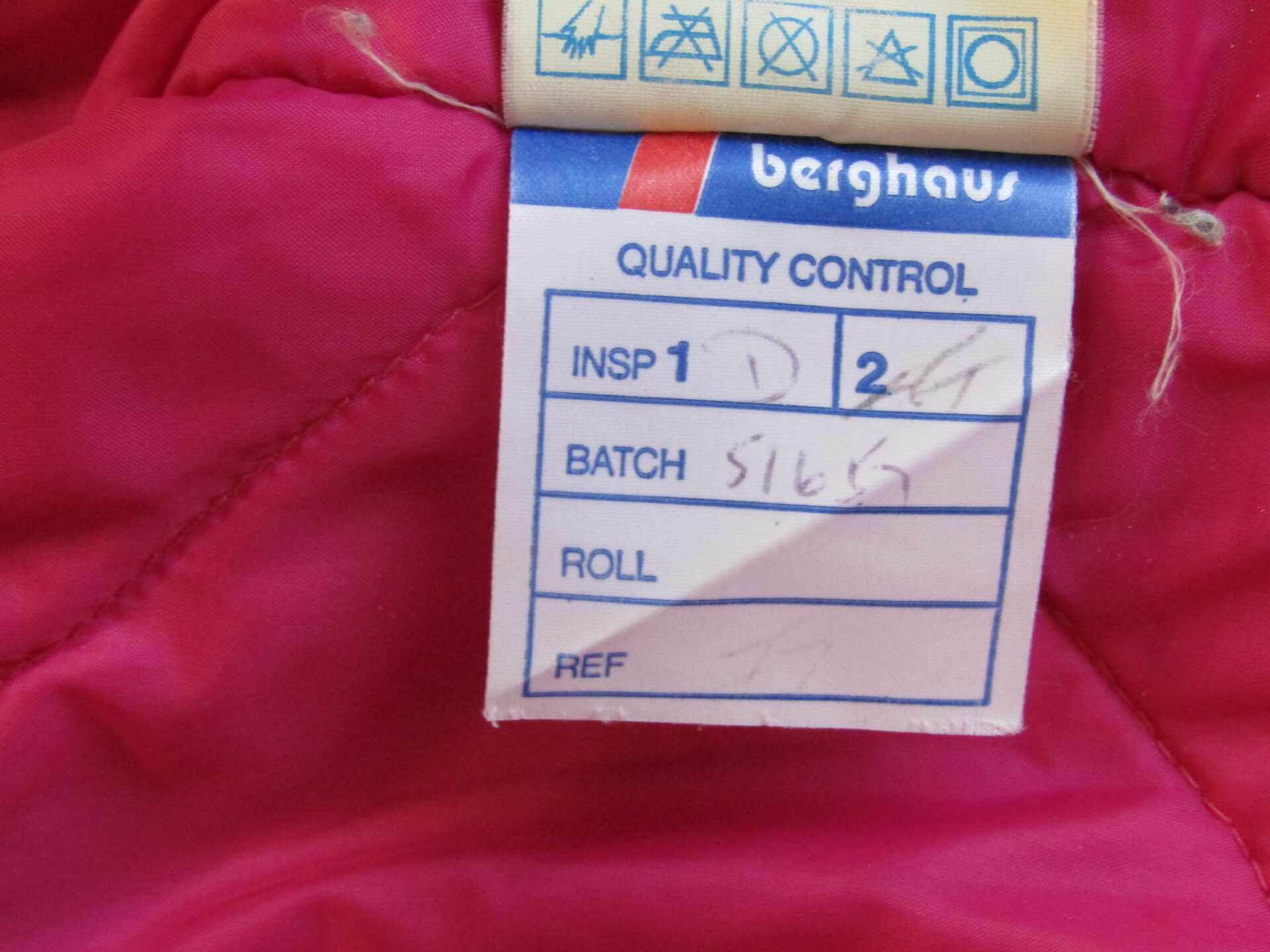 80's Berghaus Gemini Women's Jacket | Medium | Navy & Pink - Image 5