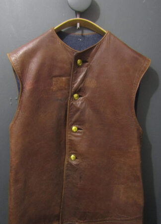 Leather Jerkin APC Dispatch Rider | 46" | Brown