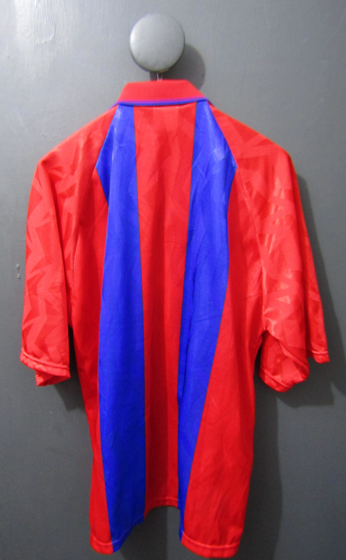 Crystal Palace Football Shirt | Nutmeg | XL / 46"- 48" | Red & Blue | Home 1994-95 - Image 2