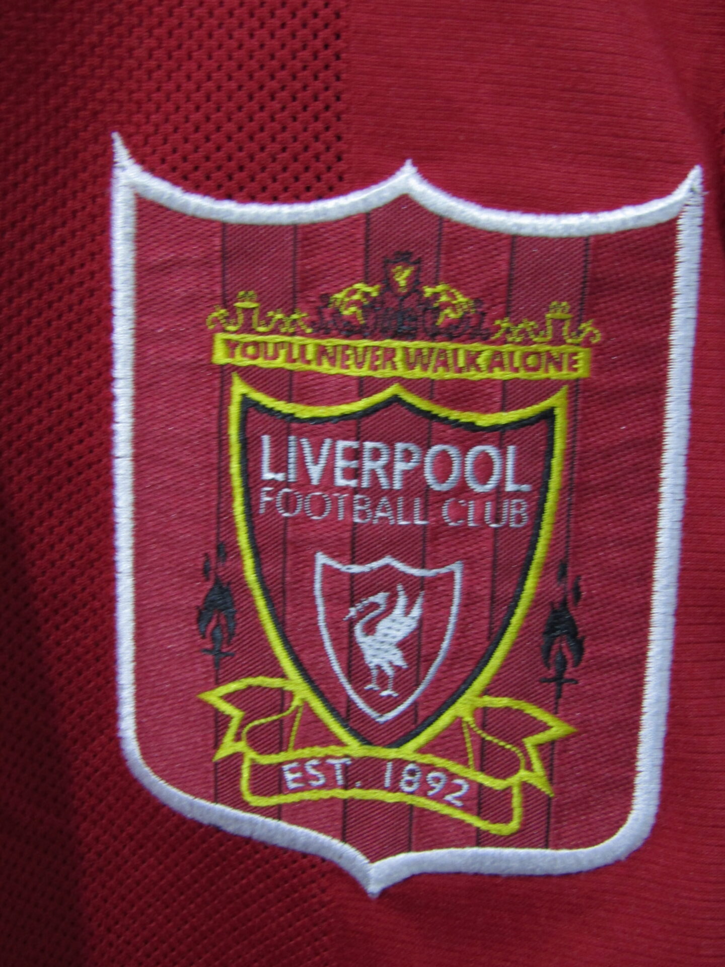Liverpool Football Shirt | Adidas | Large | Red | Home 1995-96 - Image 4