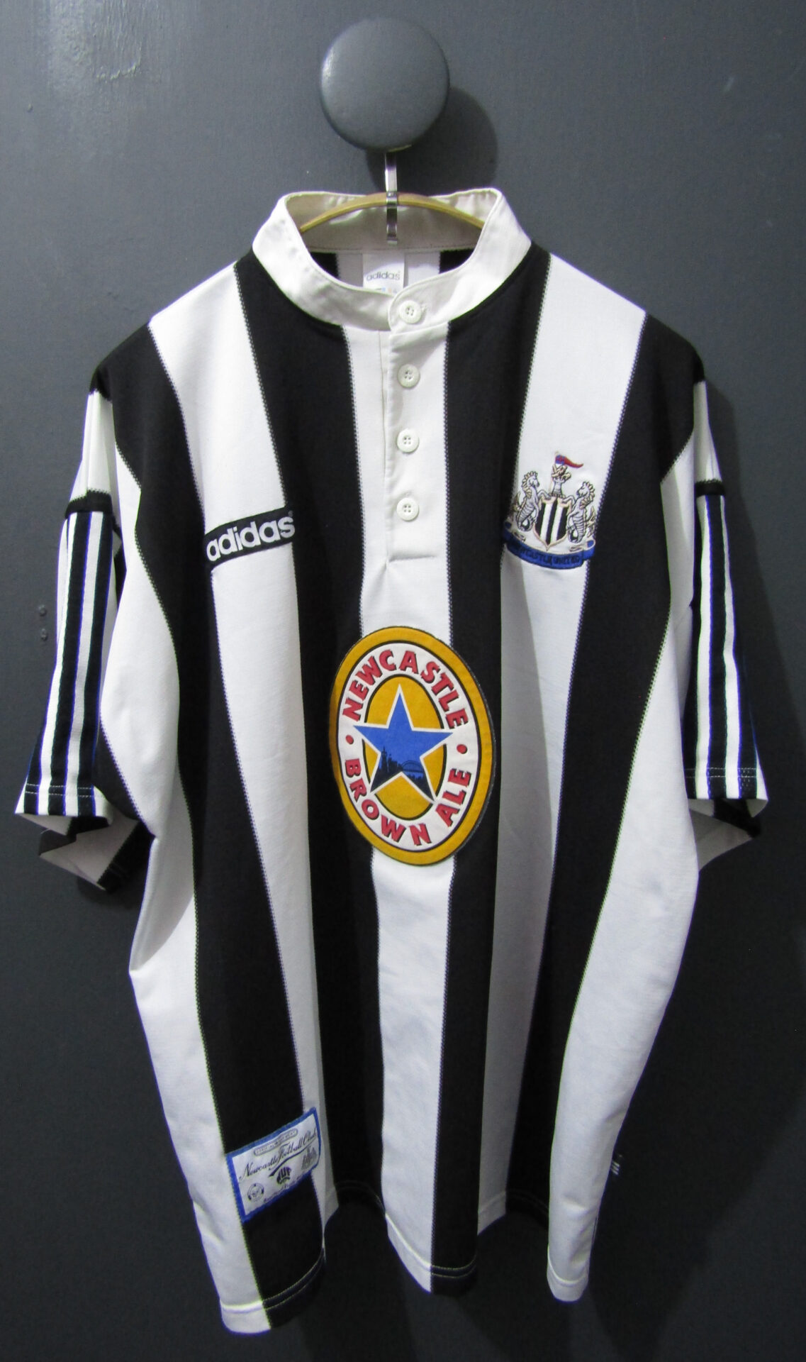 Newcastle Football Shirt | Adidas | 2XL | Black & White | 1996-98 Home Shirt