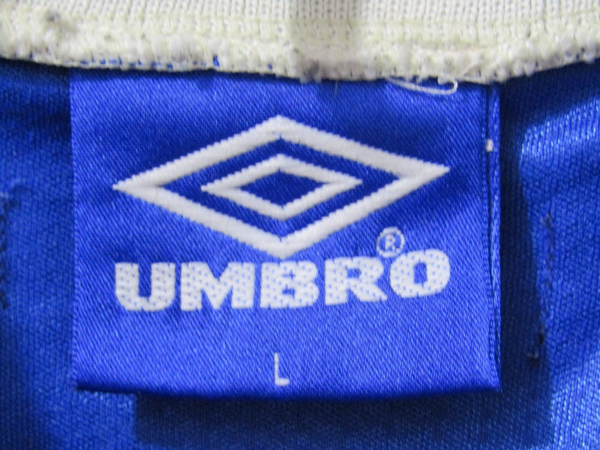 Everton Football Shirt | Large | Umbro | Blue | 1997 - 98 Home - Image 3