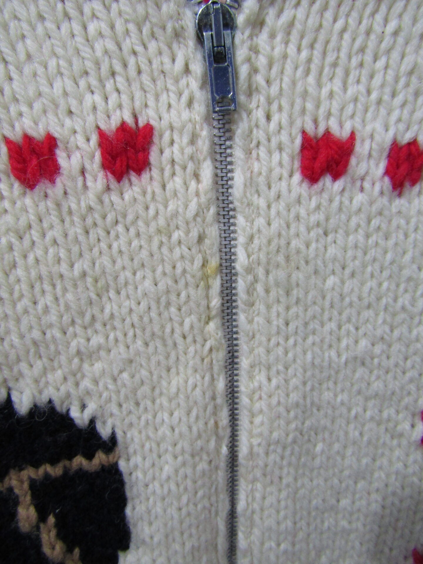 Mary Maxim style Cowichan Cardigan | Medium | Cream | Unisex - Image 4