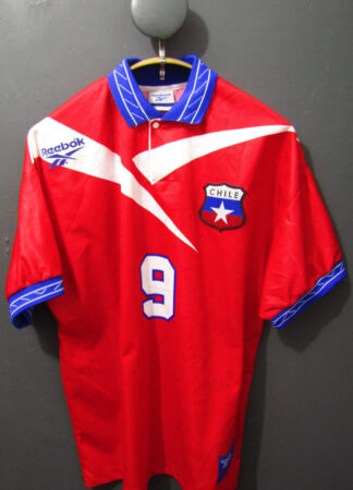 Chile 97-99 Football Shirt | Reebok | Ivan Zamorano 9 | Medium | Red