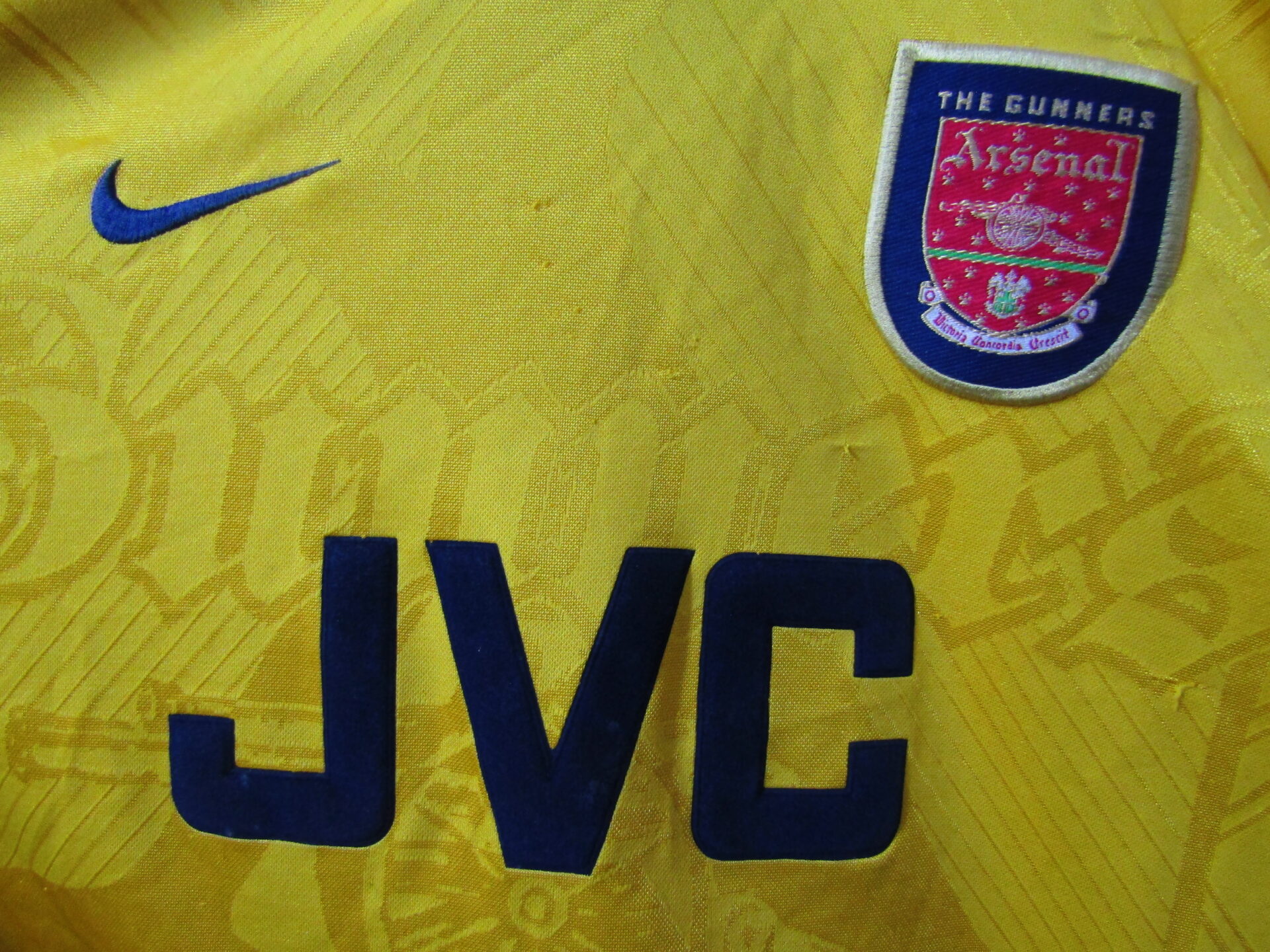 Arsenal Away 1996-97 Football Shirt | Nike | XL | Yellow - Image 6