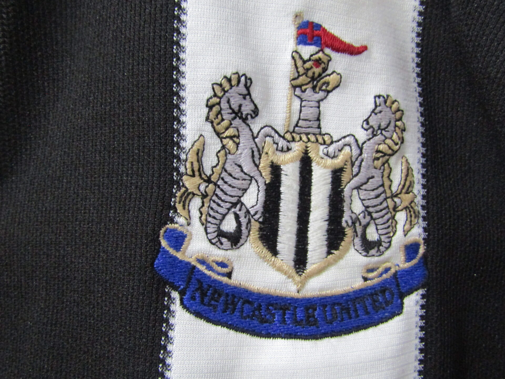 Newcastle Football Shirt | Adidas | 2XL | Black & White | 1995-97 Home Shirt - Image 3