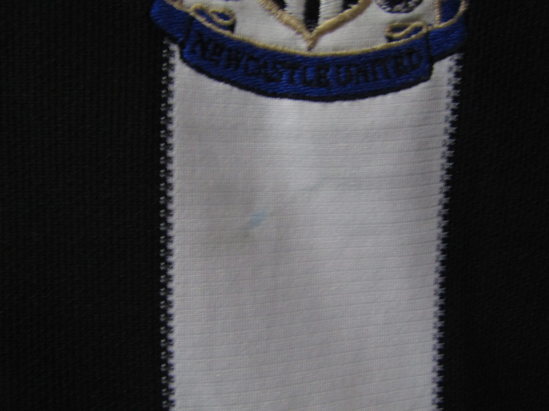 Newcastle Football Shirt | Adidas | 2XL | Black & White | 1995-97 Home Shirt - Image 8