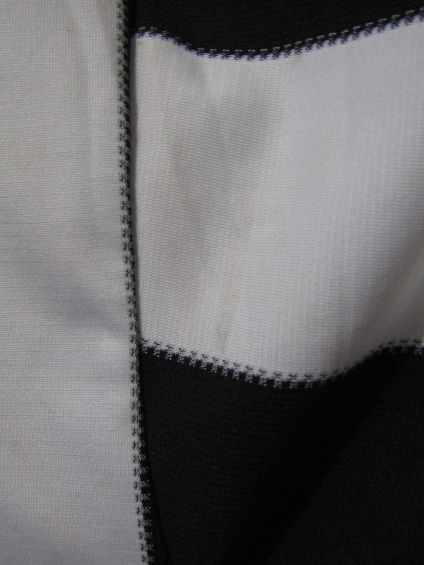 Newcastle Football Shirt | Adidas | 2XL | Black & White | 1995-97 Home Shirt - Image 6