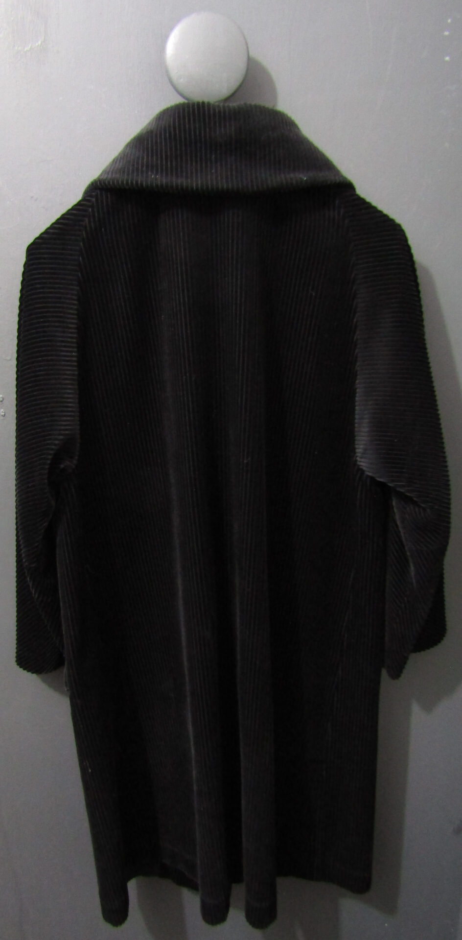 60's Women's Shawl Collar Corduroy Coat | Medium | Black - Image 2