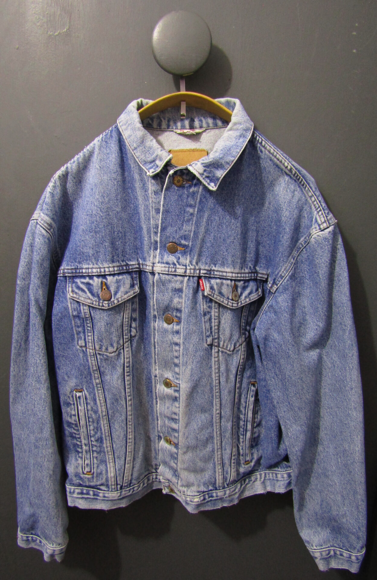 Vintage 70/80s Levi's 70506 Denim Jacket | Slim Trucker | Large | Mid blue